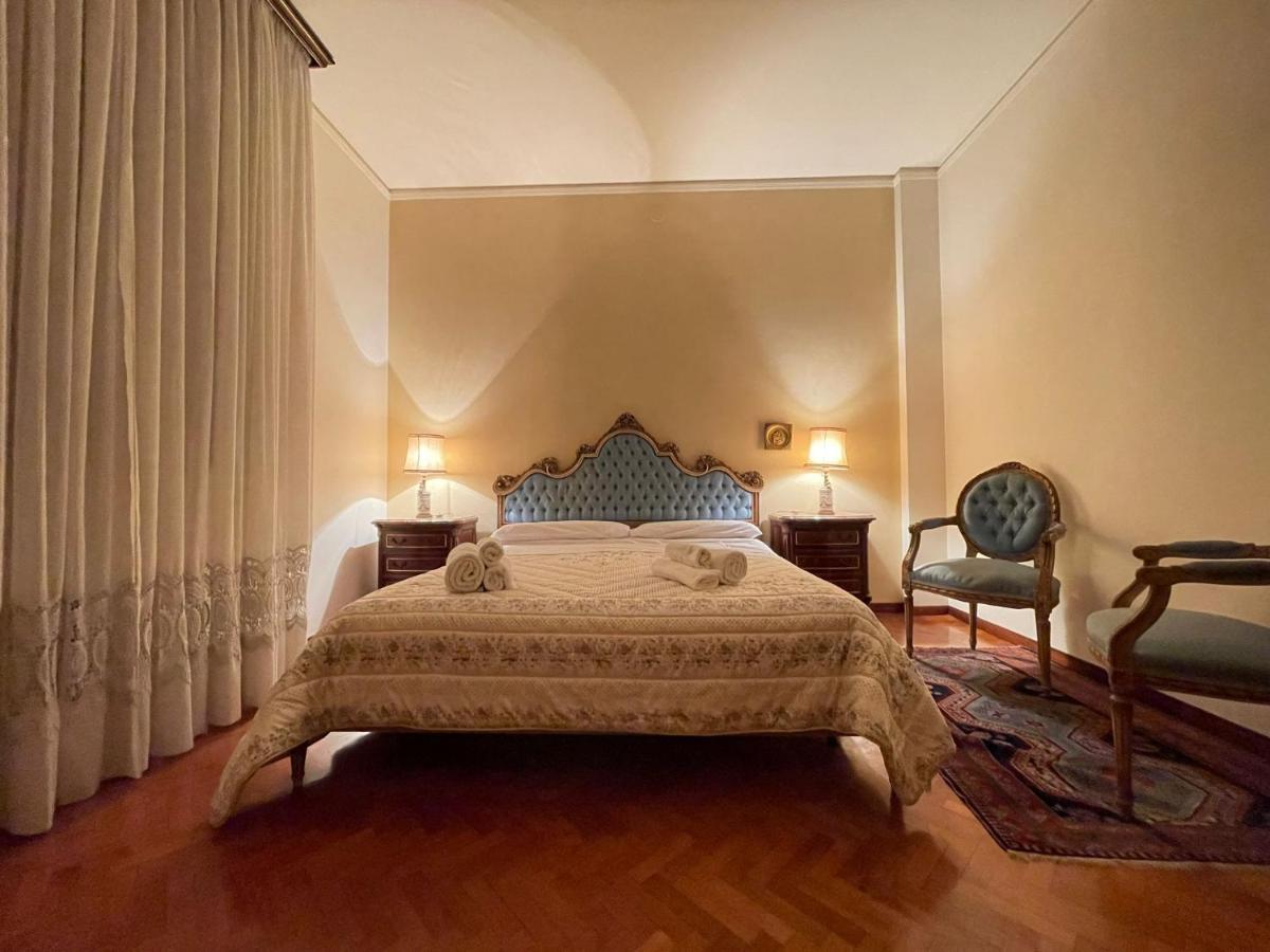 Royal Suite - Near Station & City Center Modena Esterno foto