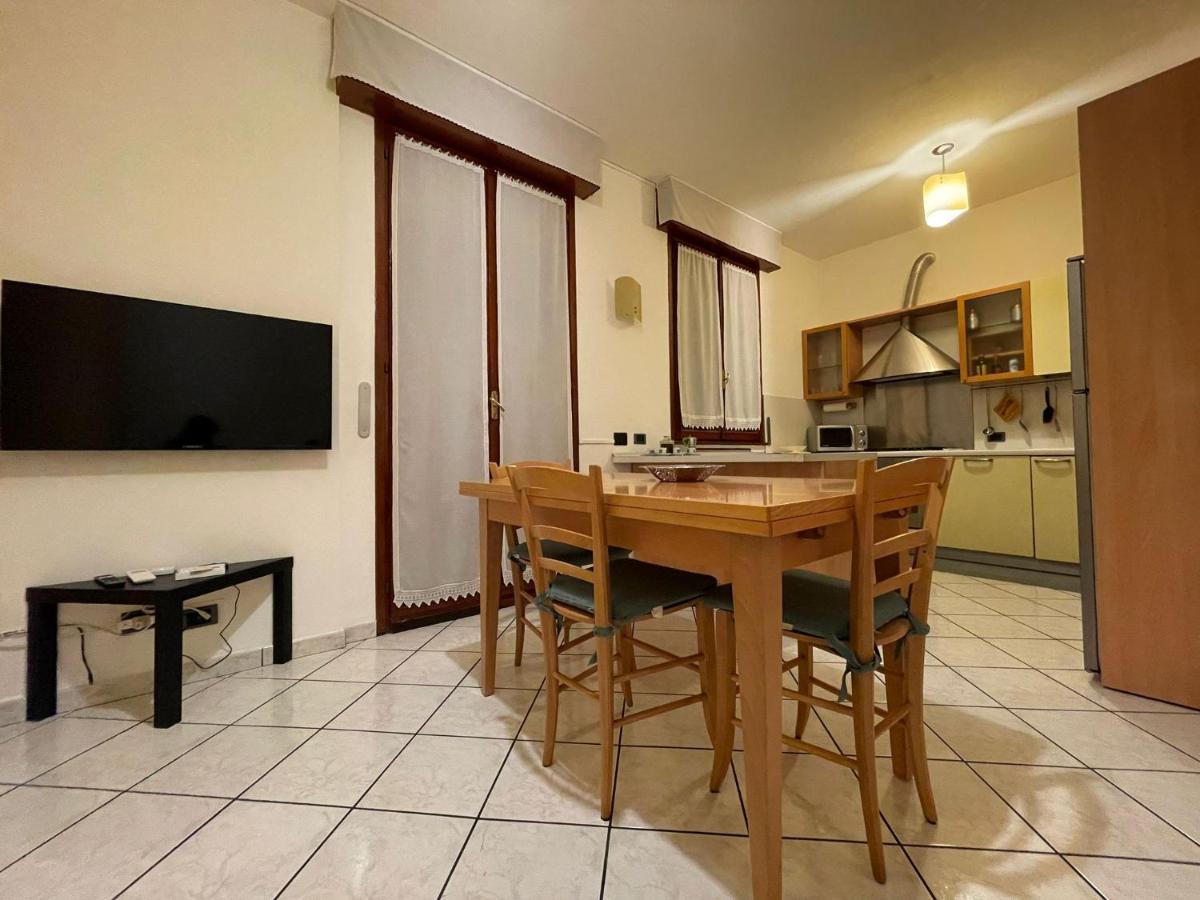 Royal Suite - Near Station & City Center Modena Esterno foto