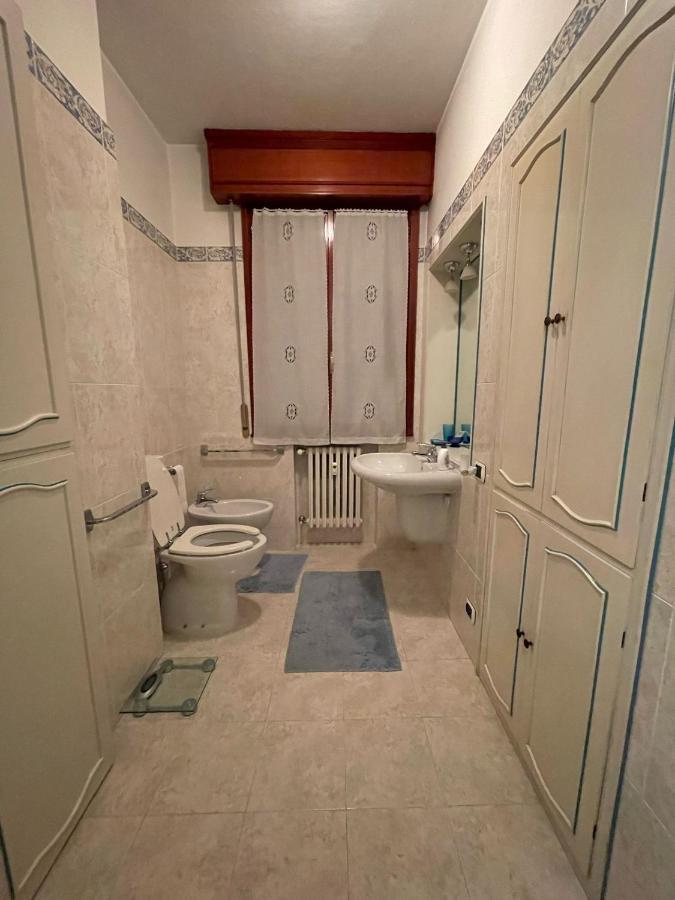 Royal Suite - Near Station & City Center Modena Esterno foto
